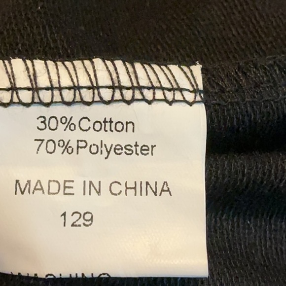 Black Sleeveless Jumpsuit Key Hole Back Pockets, Drawstring, Jogger Legs NWT - Picture 8 of 8